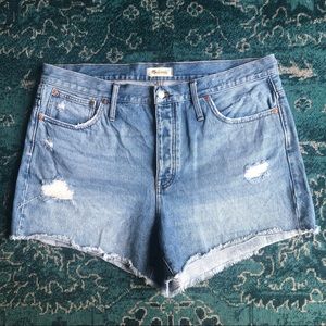 Madewell Relaxed Denim Shorts in Homecrest Wash